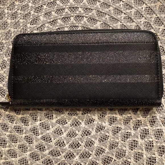 Kate Spade wallet - Picture 3 of 3